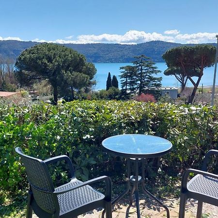 Bed&Breakfast "Fiorella" Sul Lago Castel Gandolfo Ngoại thất bức ảnh