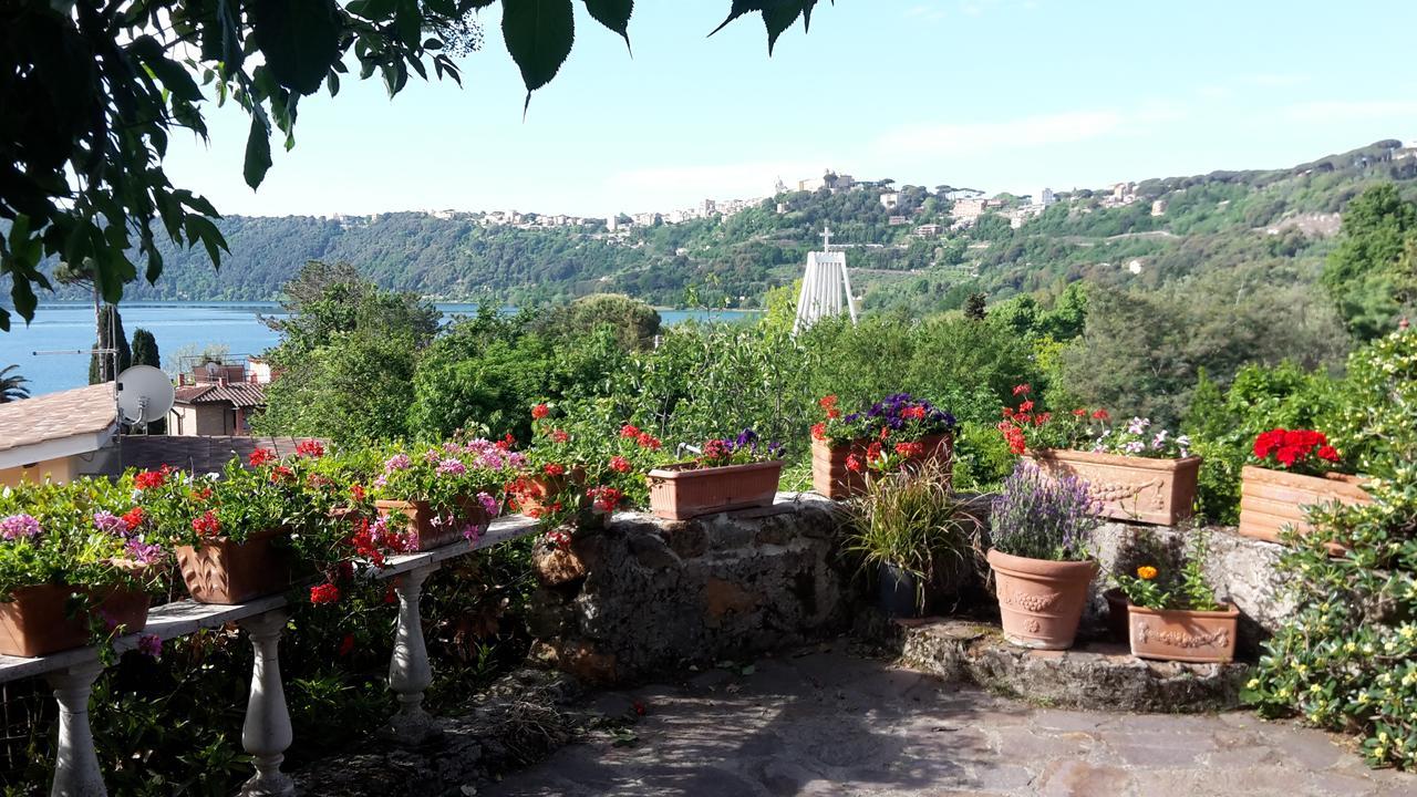 Bed&Breakfast "Fiorella" Sul Lago Castel Gandolfo Ngoại thất bức ảnh