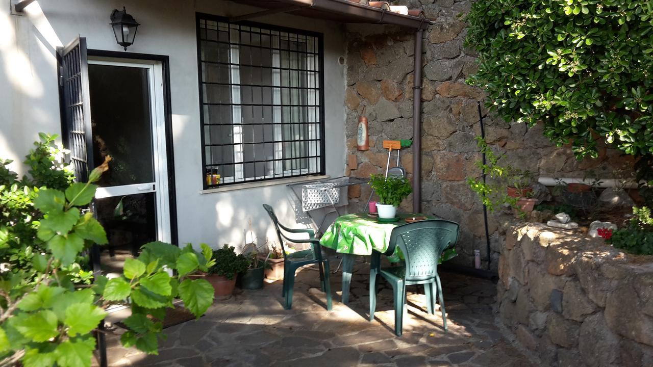 Bed&Breakfast "Fiorella" Sul Lago Castel Gandolfo Ngoại thất bức ảnh